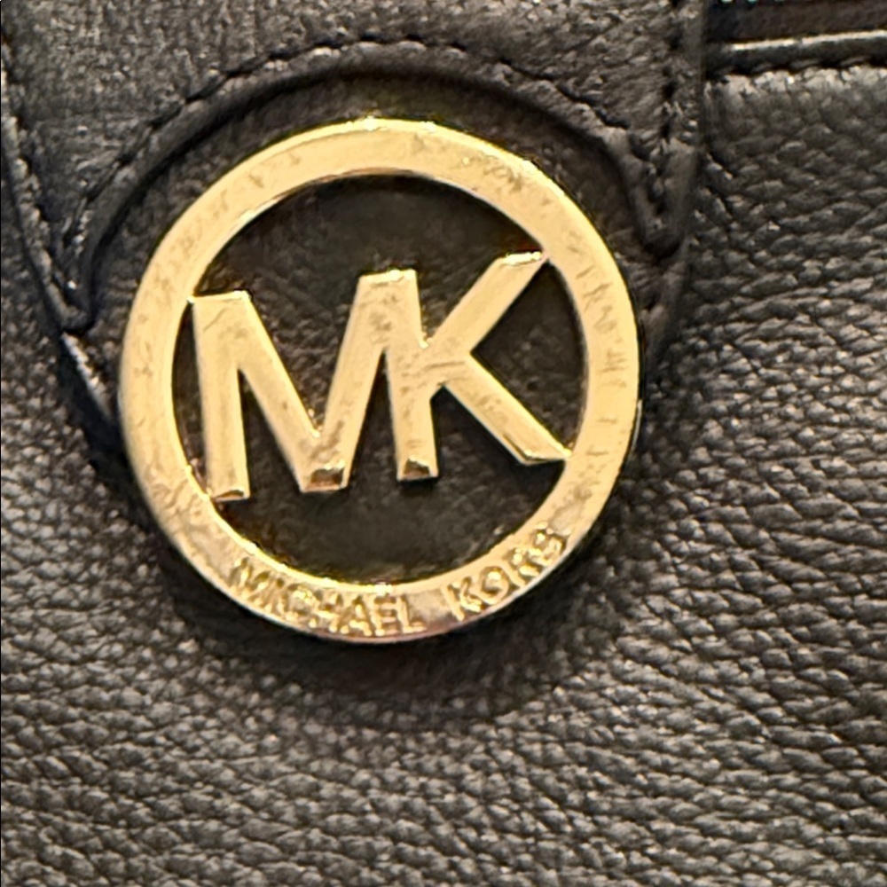 Michael Kors Fulton Black Crossbody Bag Double Zip Leather Gold Tone - Picture 8 of 8